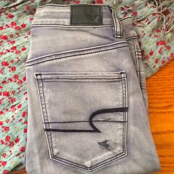Weekend Sale 🥹 American Eagle hi rise jegging 2R - Picture 2 of 6